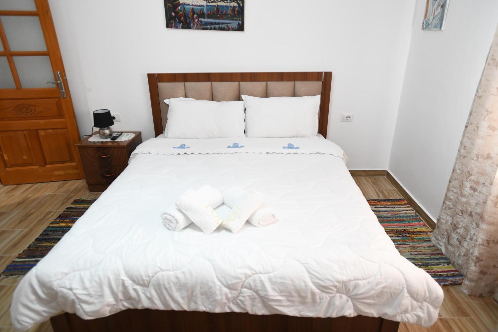 Guest House Luli Berat Exterior foto